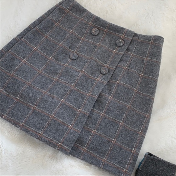 Free With Purchase !! plaid skirt in size small - Picture 1 of 5